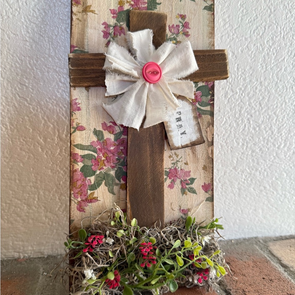 Floral Cross Spring/Easter Decor - Picture 4 of 6